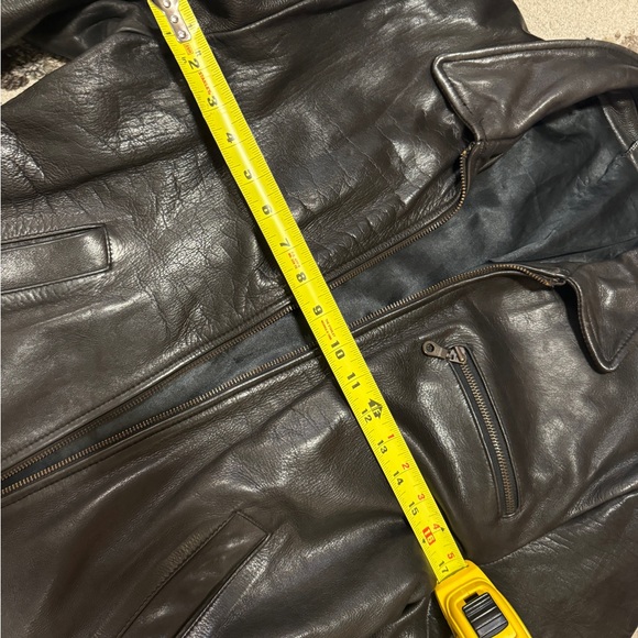 VINTAGE LEATHER BOMBER JACKET - Picture 4 of 6